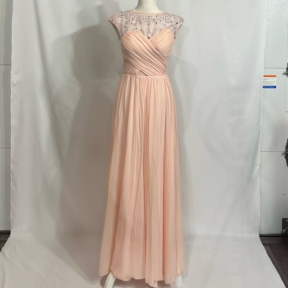 Peach colored formal dress - Picture 1 of 5